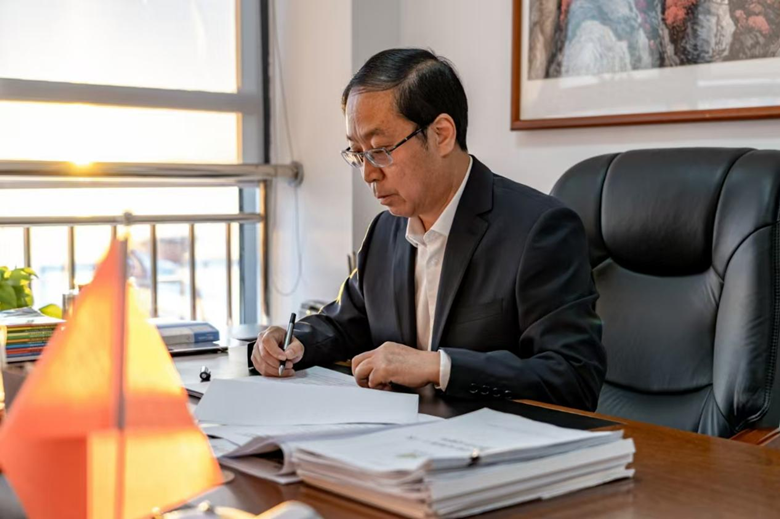 女人与公狍交酡女免费