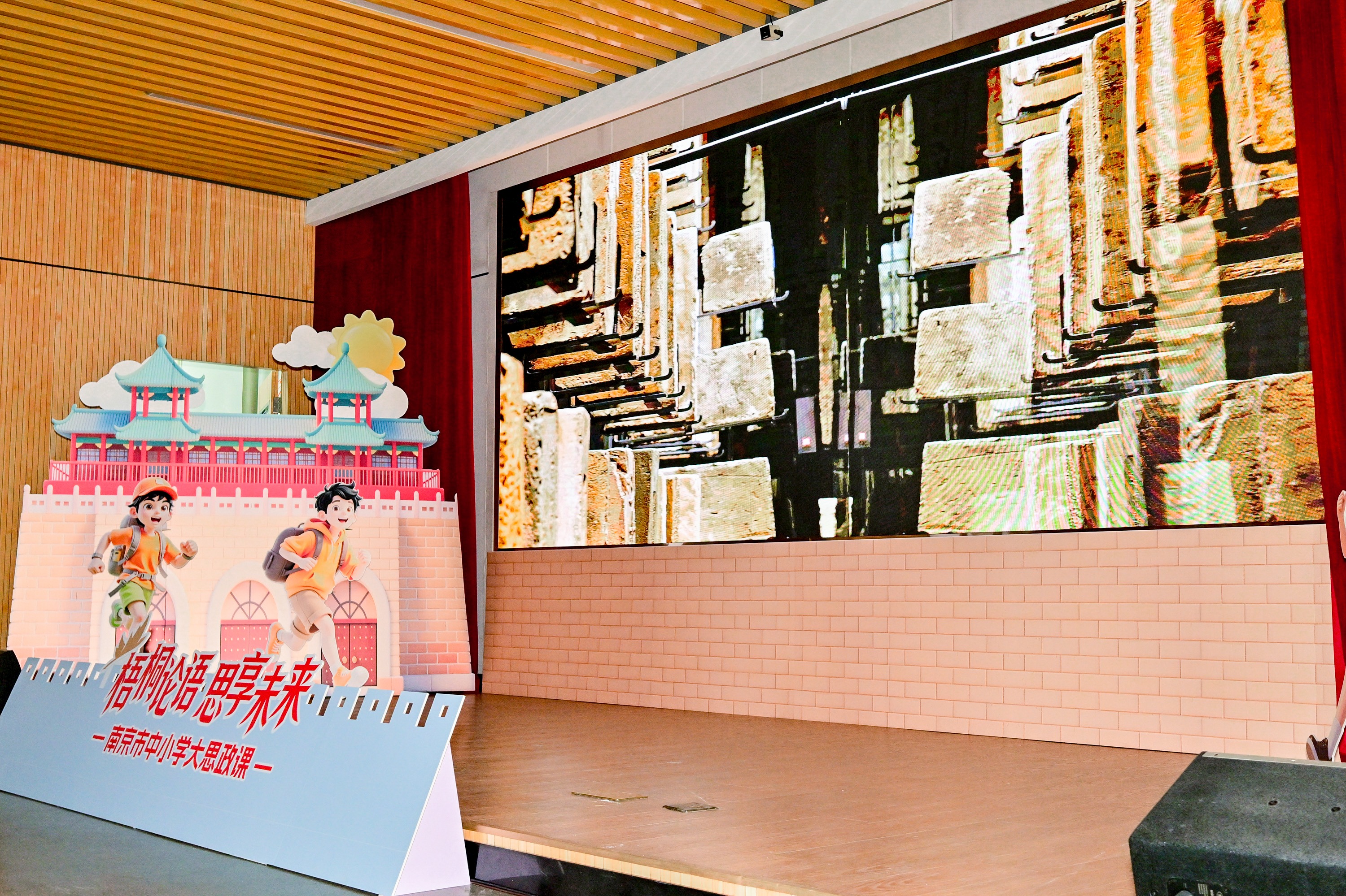 女人与公狍交酡女免费