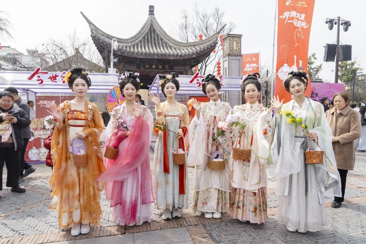 女人与公狍交酡女免费