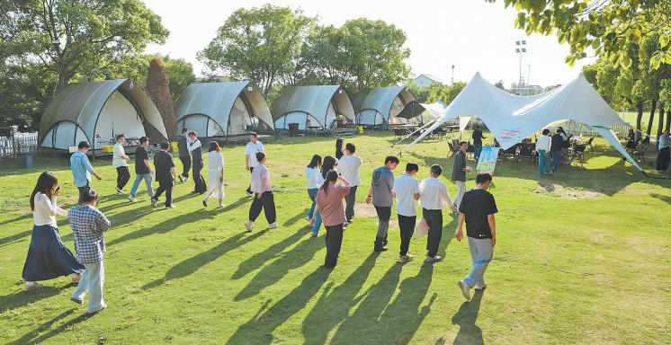 女人与公狍交酡女免费