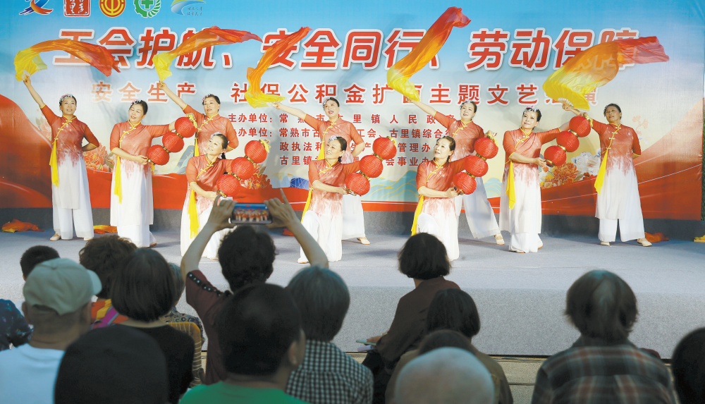 女人与公狍交酡女免费