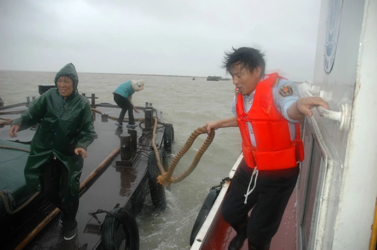 女人与公狍交酡女免费